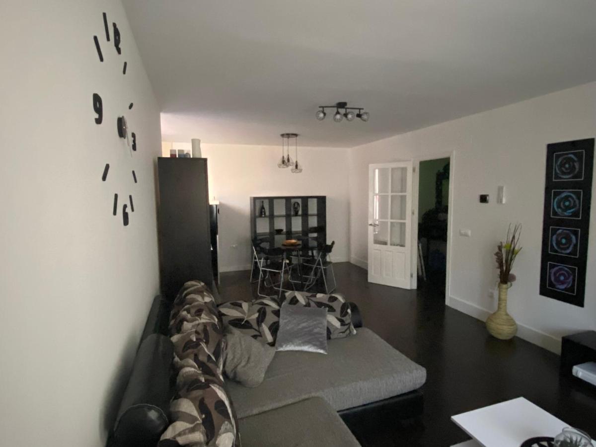 Vut Nohales Home Buitenkant foto